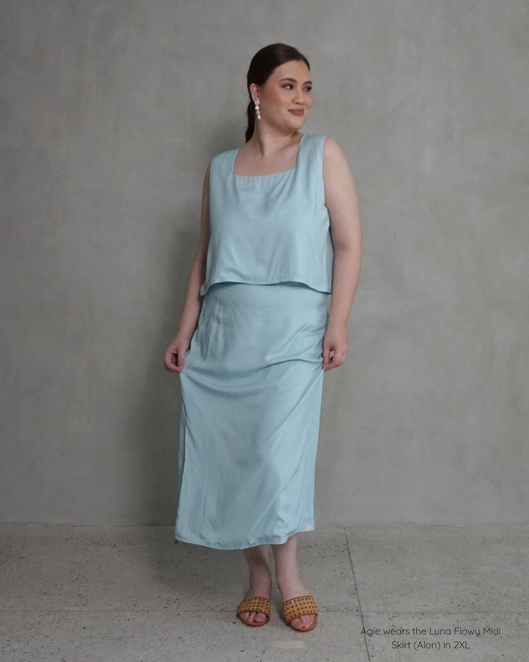 Luna Flowy Midi Skirt